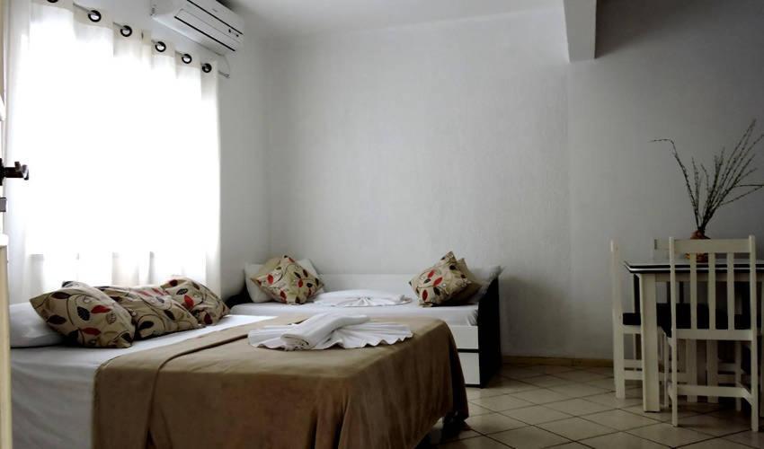 Rede Hs Hotelaria Hotel 3*